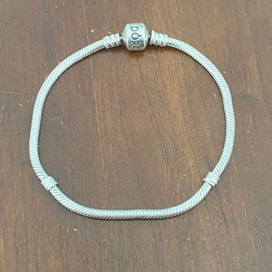 Authentic Pandora Moments Snake Chain Bracelet With Barrel Clasp 8”
